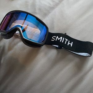 SMITH snow goggles in ChromaPop — Storm Rose Flash